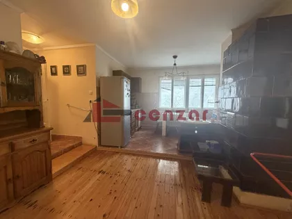 Centar 3 | 4zida.rs