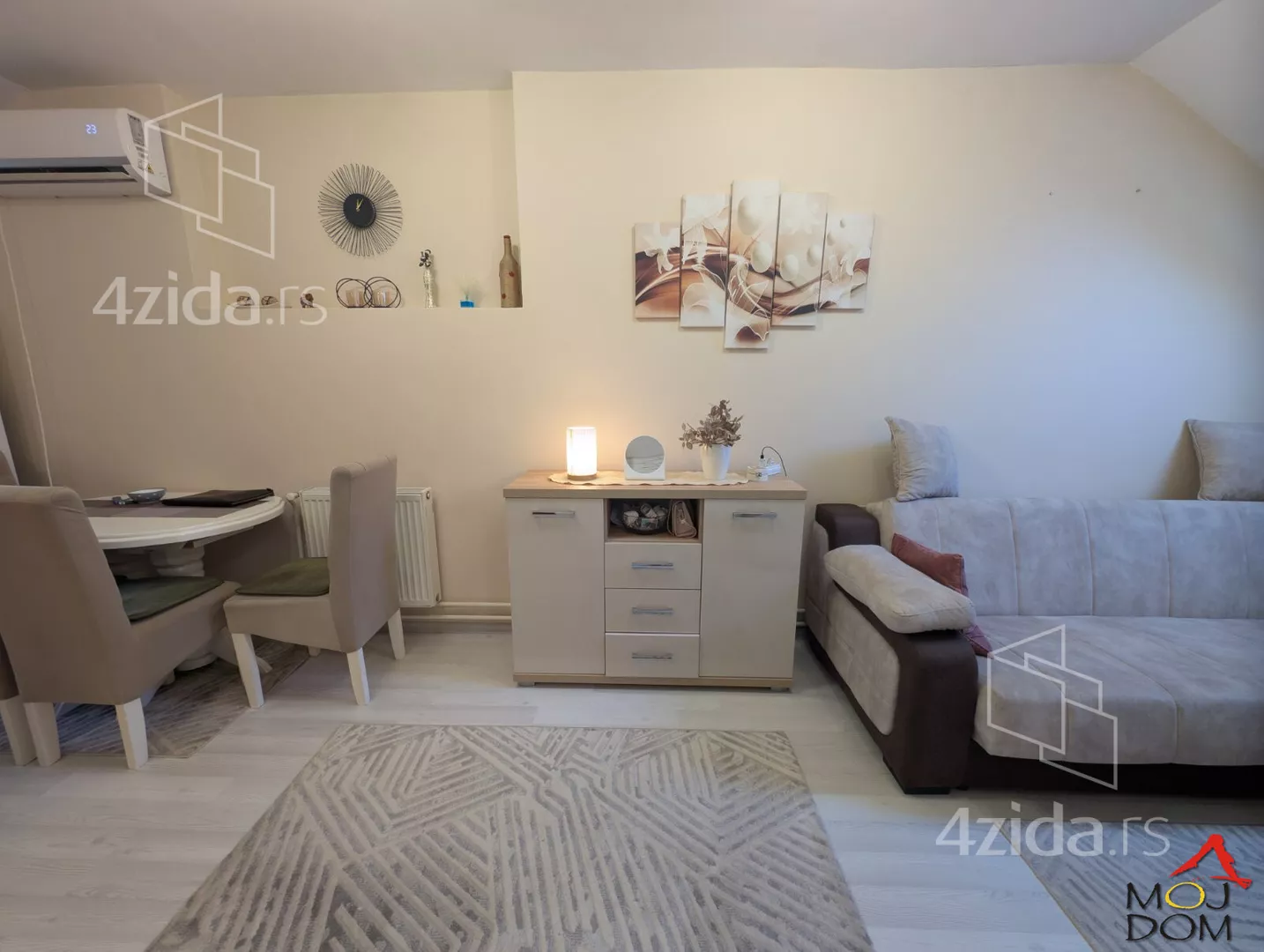 Jednoiposoban stan | 4zida