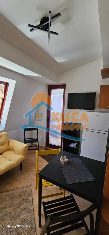 Jovana Ristića | 4zida.rs