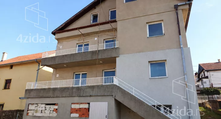 4-etažna kuća | 4zida