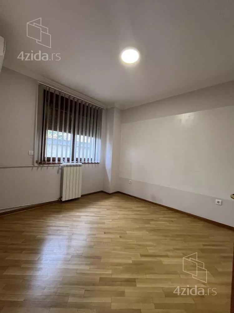 Kancelarija | 4zida
