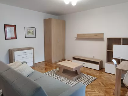Petra Drapšina 55 | 4zida.rs