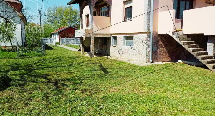 4-etažna kuća | 4zida