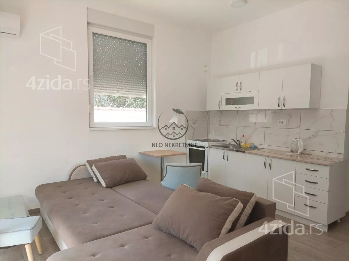 Garsonjera | 4zida