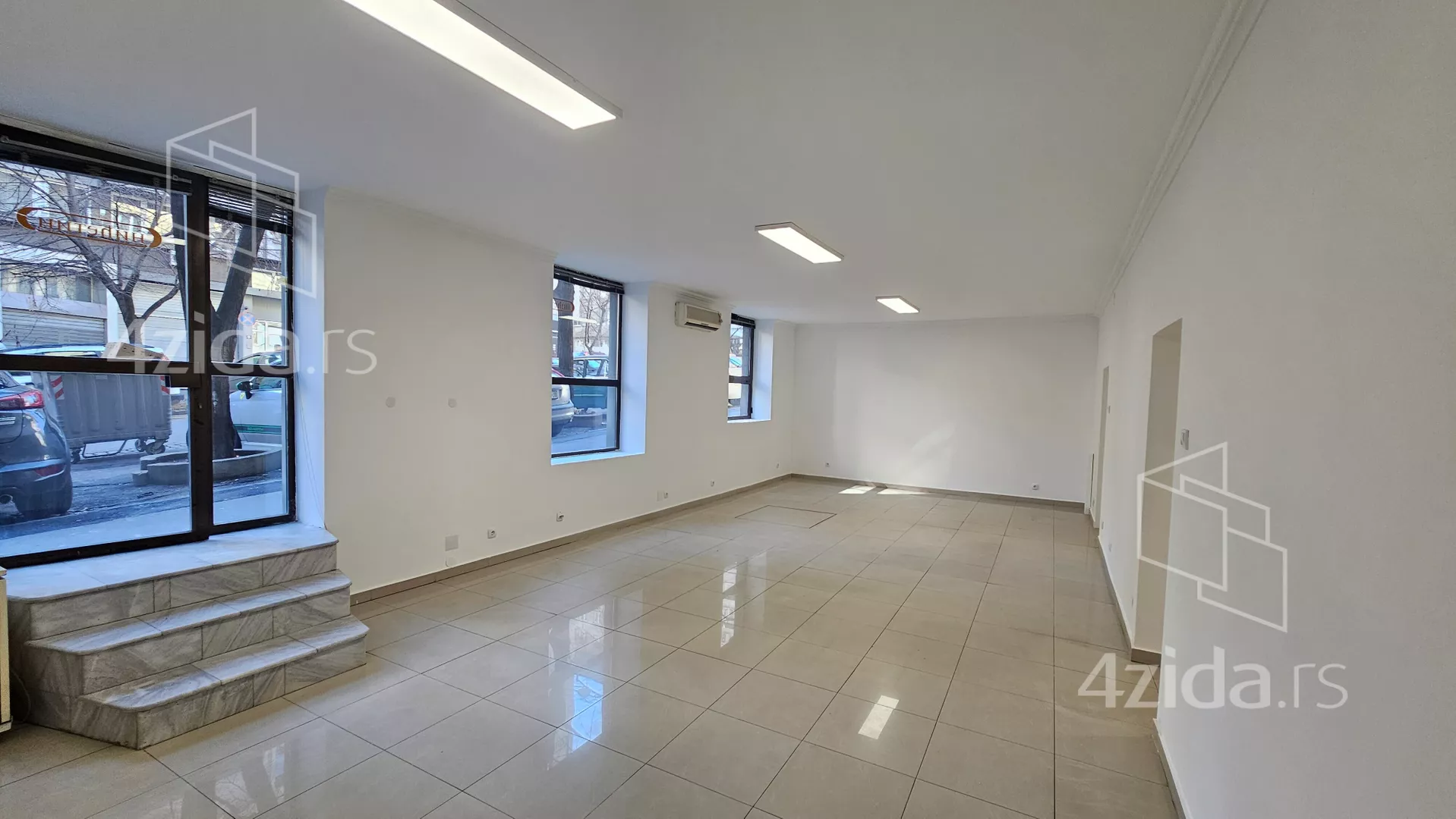Poslovni prostor | 4zida