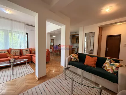 Andre Nikolića | 4zida.rs