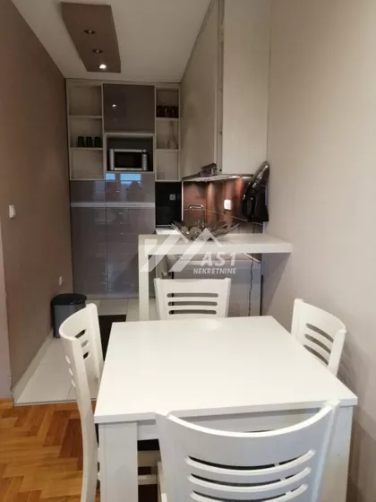 Veselina Masleše | 4zida.rs