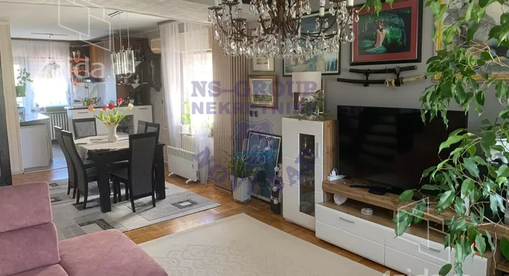 3-etažna kuća | 4zida