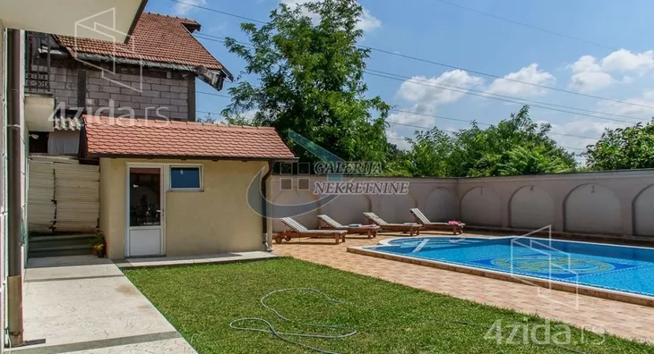 Kuća | 4zida