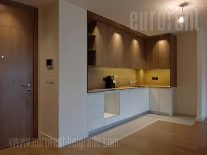 BEOGRAD NA VODI | 4zida.rs