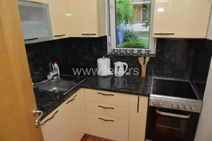 Ostroška | 4zida.rs