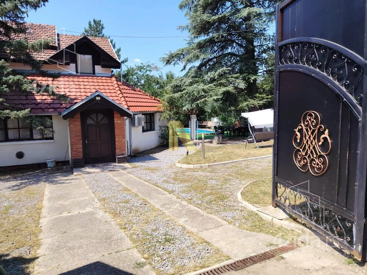 Kuća | 4zida