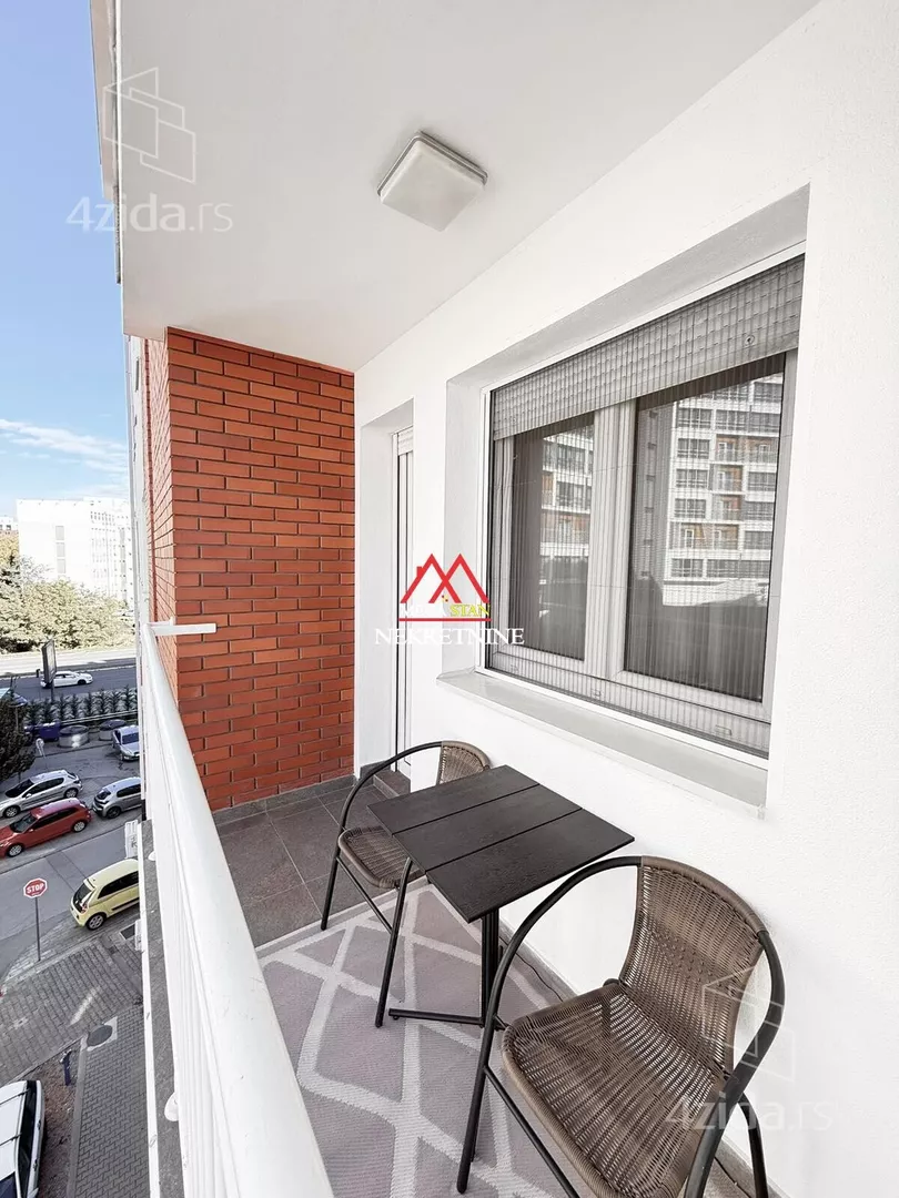 Troiposoban stan | 4zida