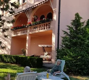 Kaluđerica, Grocka opština, Beograd, troeatažna | 4zida.rs
