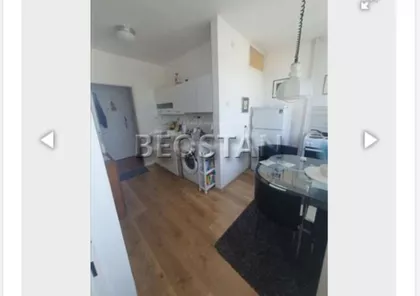 Karađorđeva | 4zida.rs