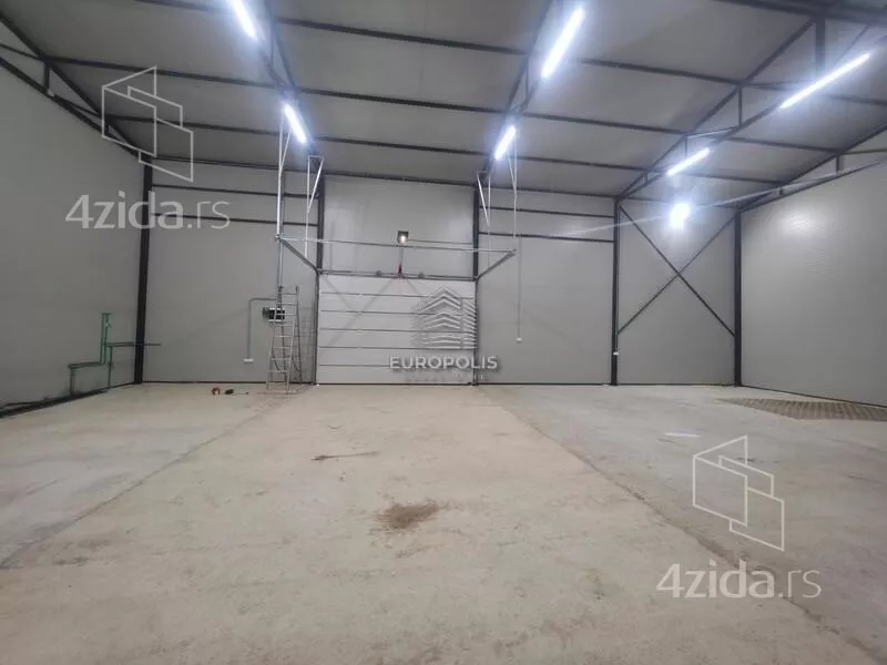 Hala | 4zida