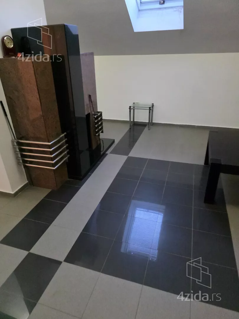 3-etažna kuća | 4zida