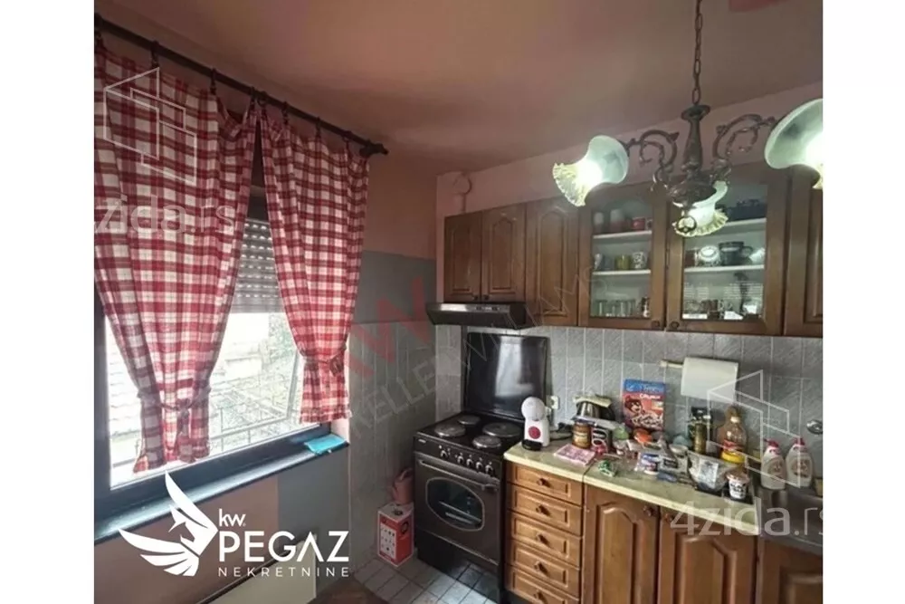 4-etažna kuća | 4zida