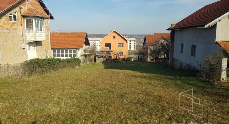 Plac | 4zida