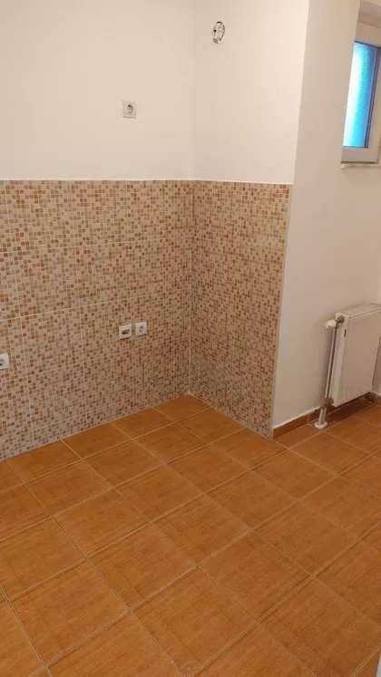 Dom Zdravlja | 4zida.rs