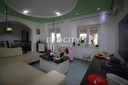 Mladenovac centar | 4zida.rs