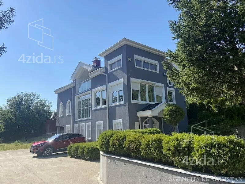 3-etažna kuća | 4zida