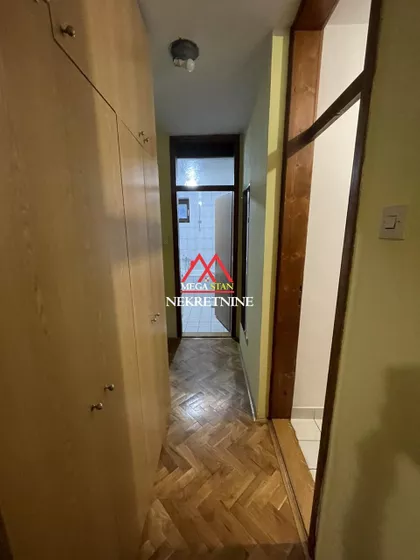 Vuka Karadžića | 4zida.rs