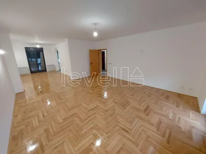 Sremska Kamenica | 4zida.rs