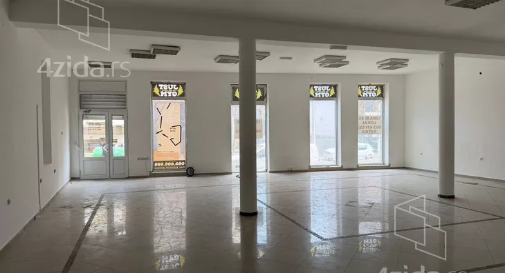 Poslovni prostor | 4zida