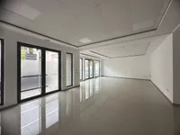 Lokal | 4zida