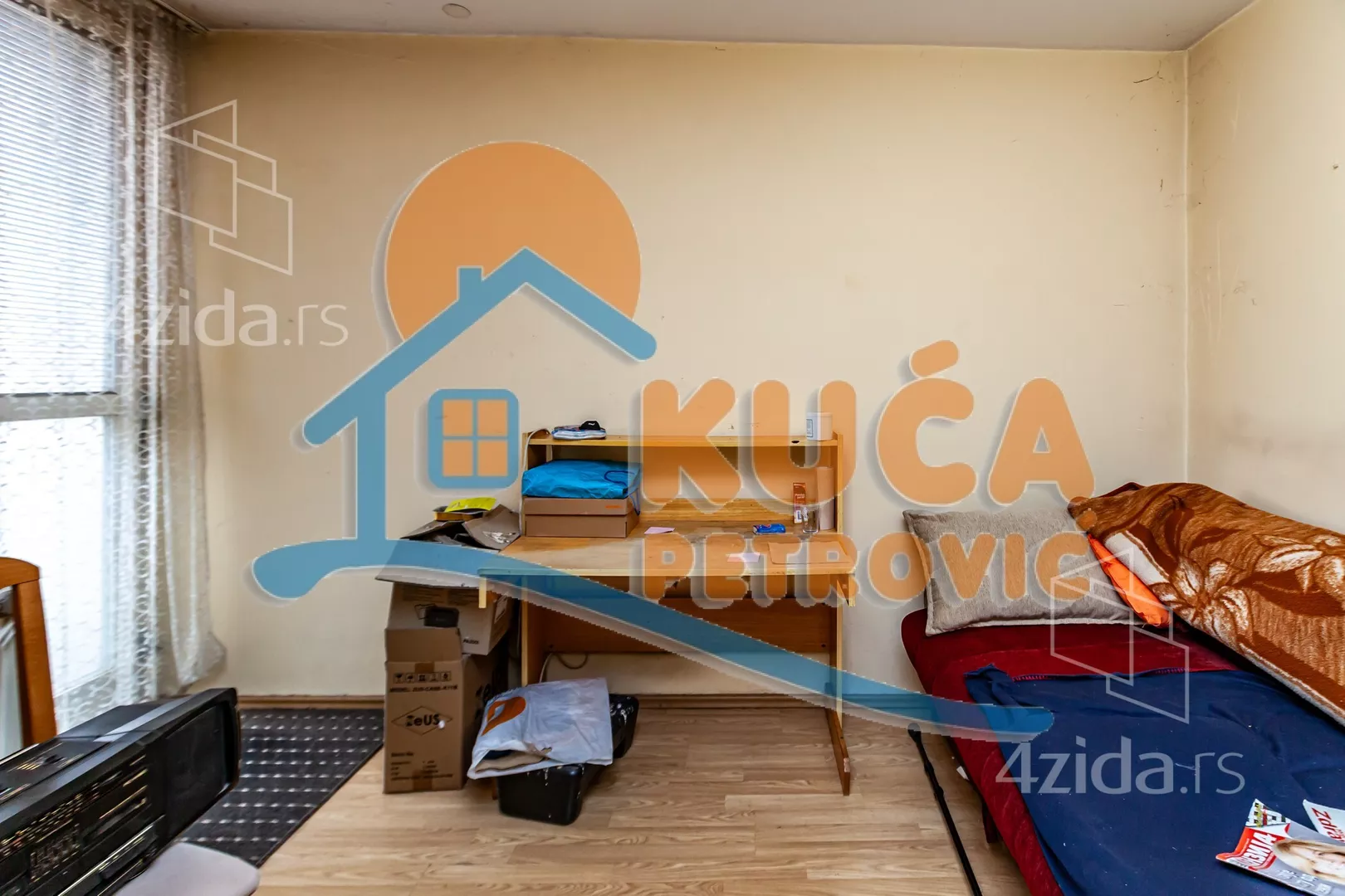 Troiposoban stan | 4zida