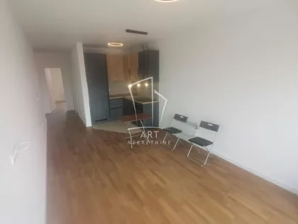 Vojvođanska | 4zida.rs