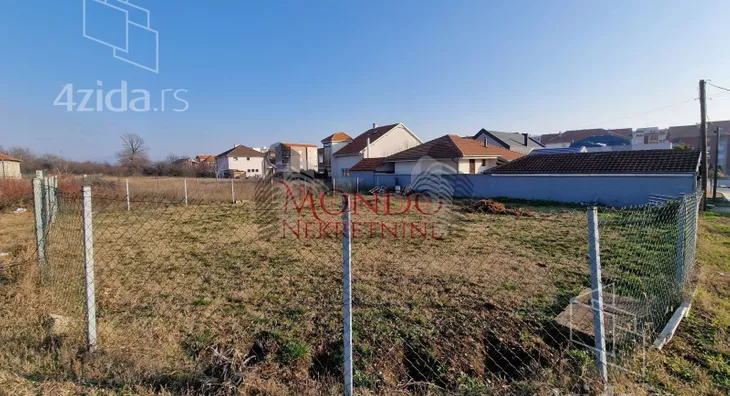 Plac | 4zida