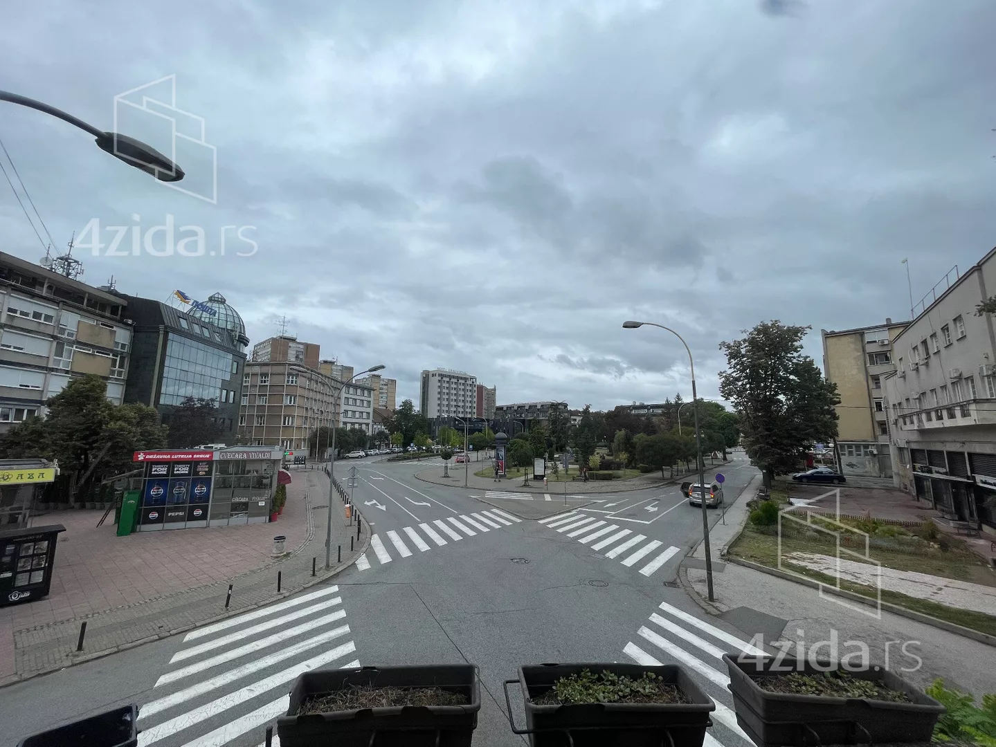 Kancelarija | 4zida