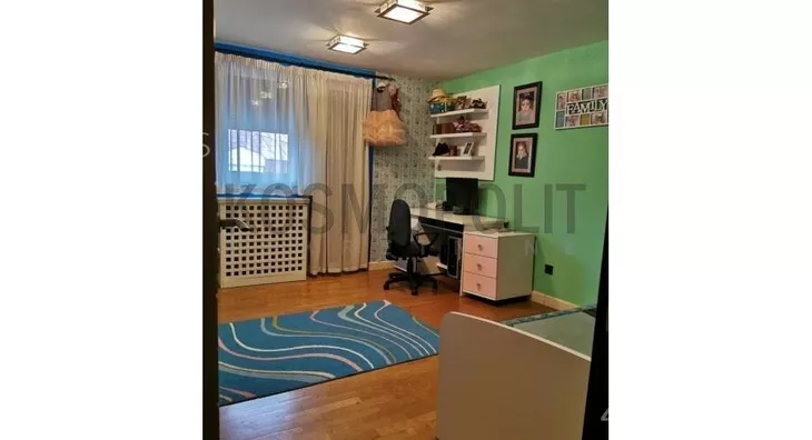 Šestosoban stan | 4zida