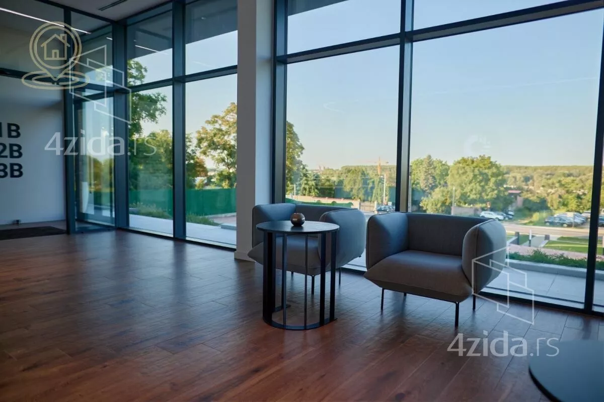 Poslovni prostor | 4zida