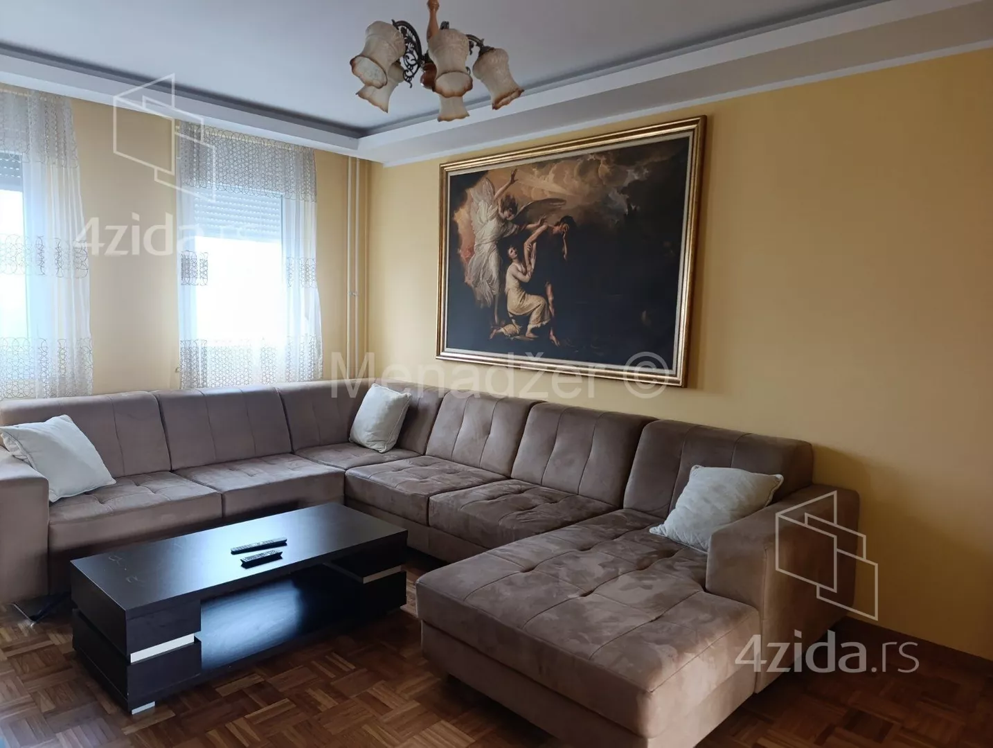 Troiposoban stan | 4zida