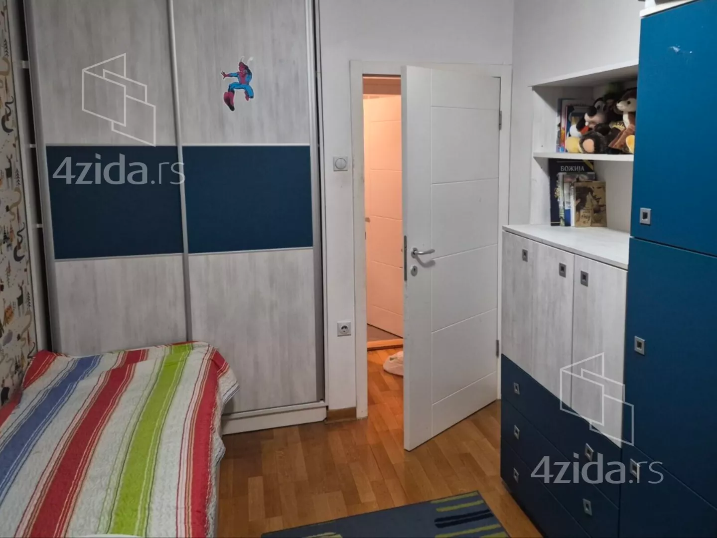 Dvoiposoban stan | 4zida