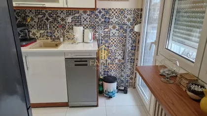 Bulevar Cara Lazara | 4zida.rs