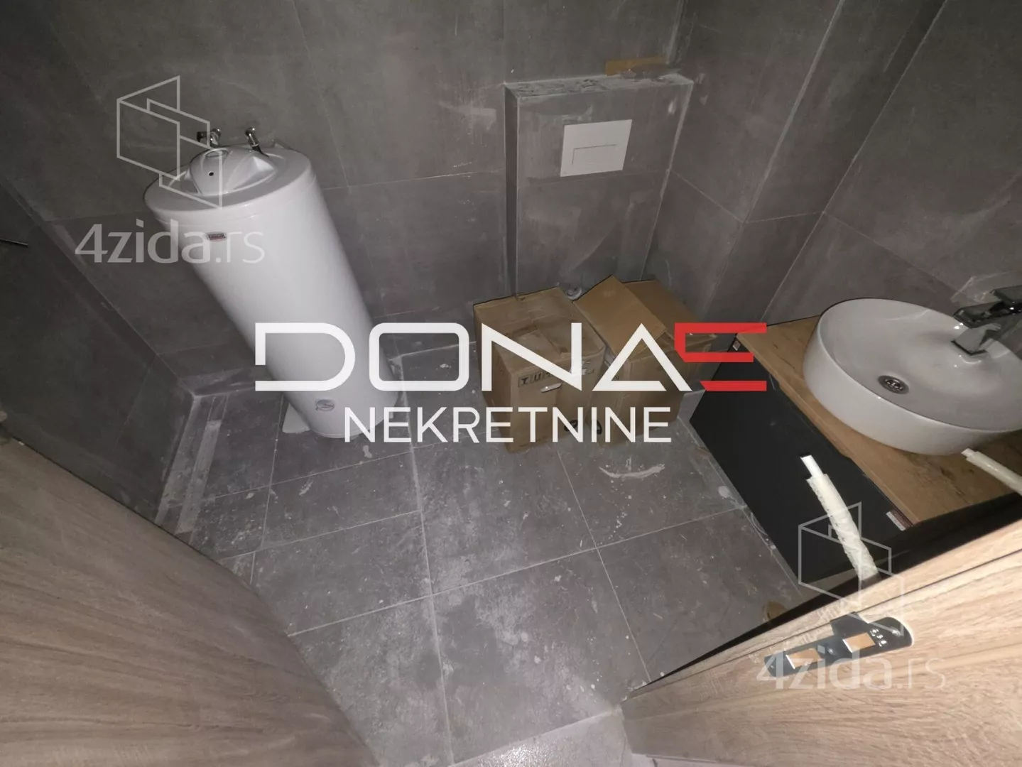 Troiposoban stan | 4zida