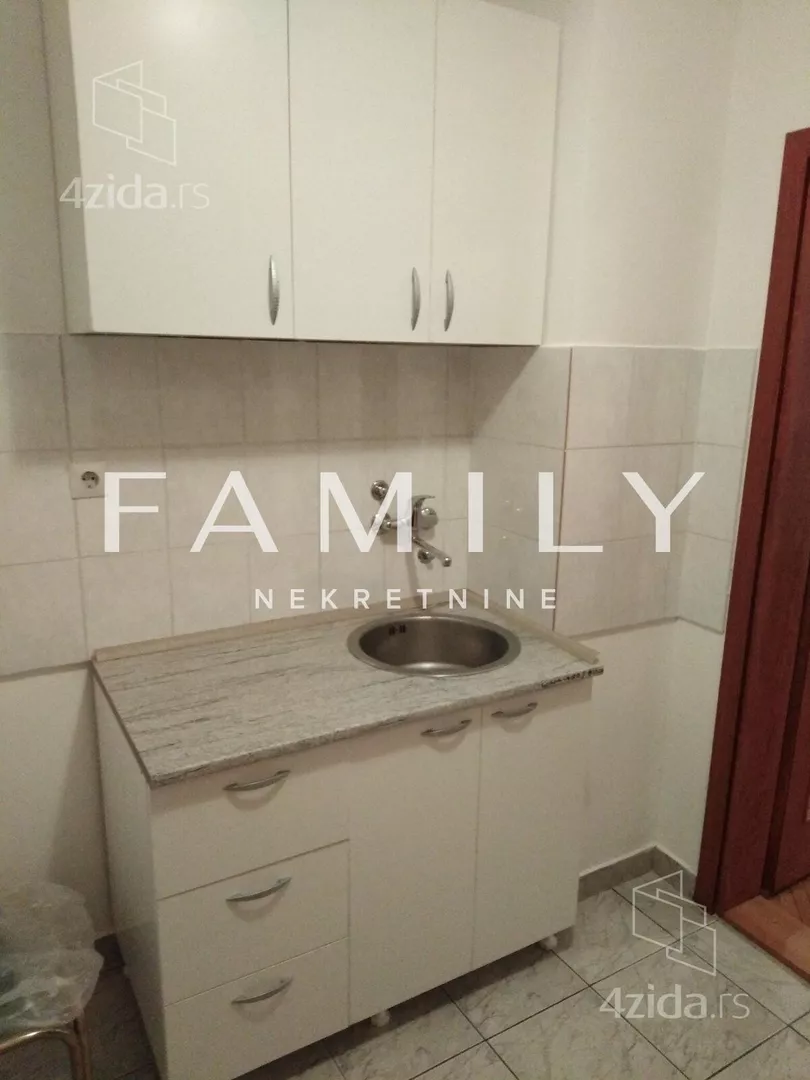 Garsonjera | 4zida