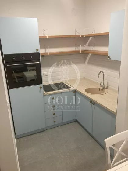 Aranj Janoša | 4zida.rs