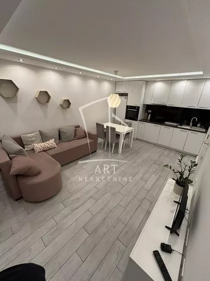 Bulevar Peka Dapčevića | 4zida.rs