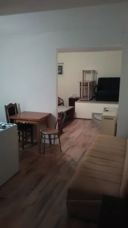 Jasenička 24. | 4zida.rs