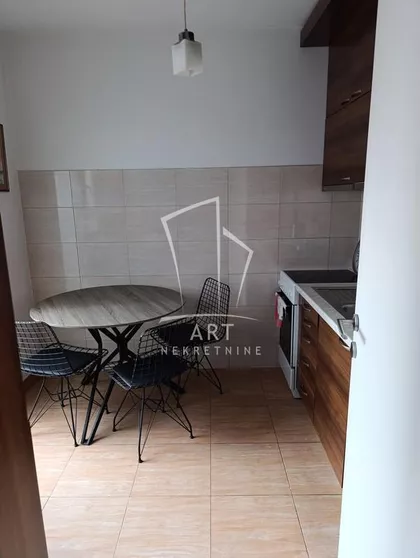 Varvarinska | 4zida.rs