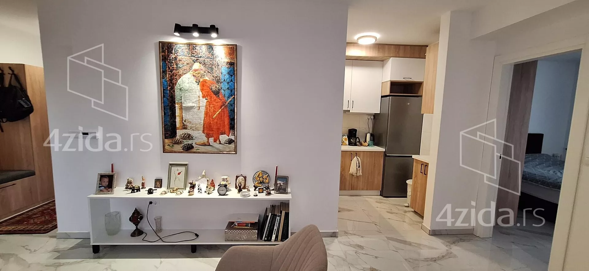 Dvoiposoban stan | 4zida