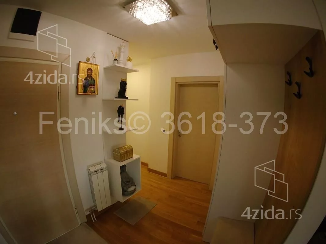 Četvoroiposoban stan | 4zida