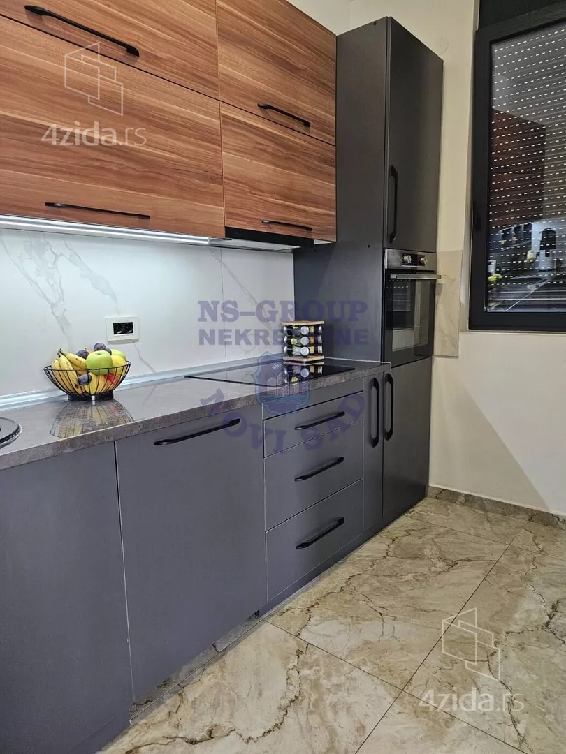 Petosoban stan | 4zida