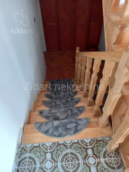 4-etažna kuća | 4zida