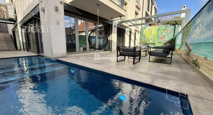 Četvoroiposoban stan | 4zida